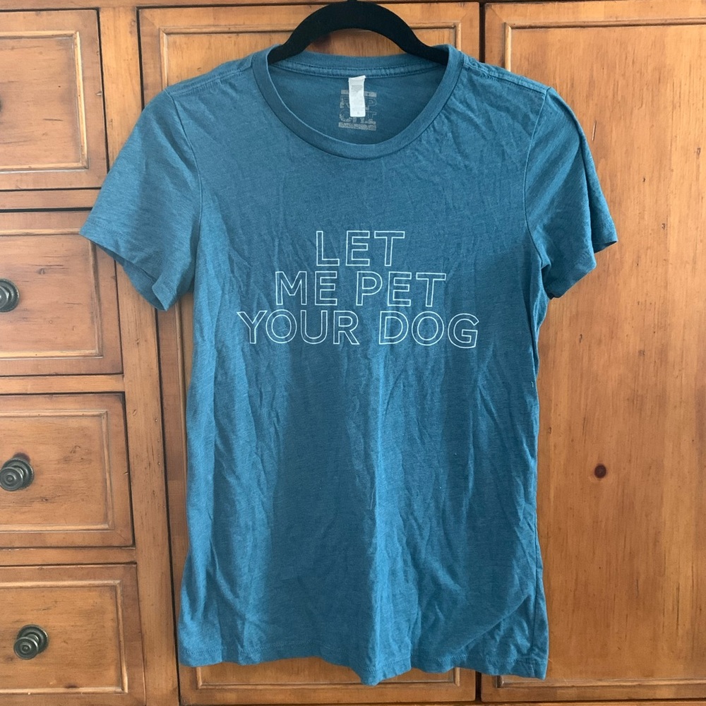EUC Let Me Pet Your Dog blue T-shirt